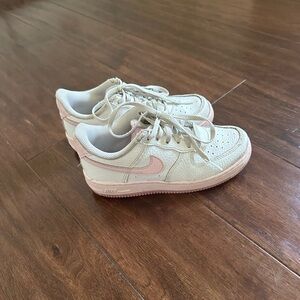 Youth Nike Force 1Y